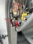 Wiring in dash behind air bag switch cover.JPG